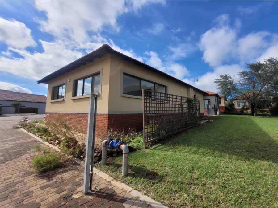 2 Bedroom Property for Sale in Xanadu Eco Park North West